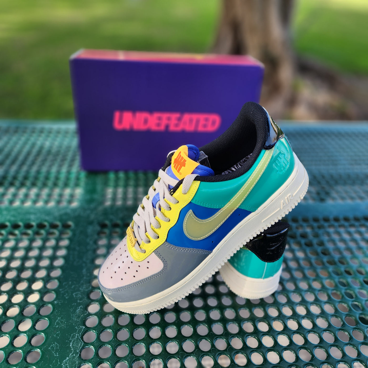 UNDEFEATED x Air Force 1 Low SP Topaz Gold