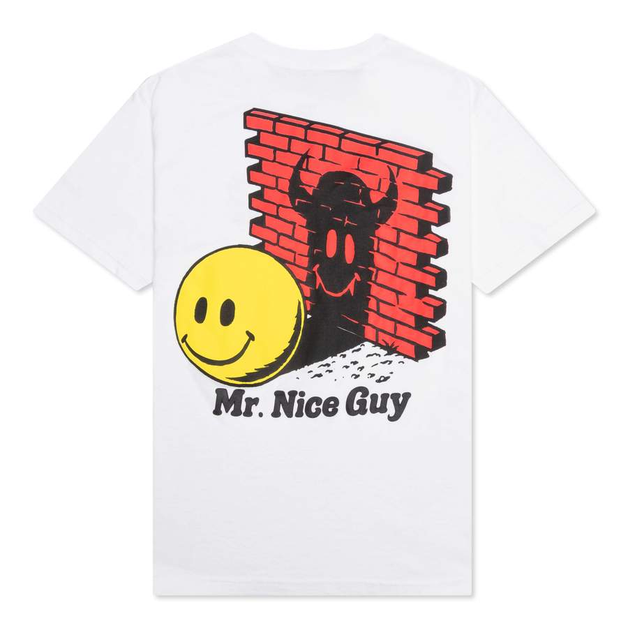 CHINATOWN MARKET SMILEY FIND THE LIGHT T-SHIRT