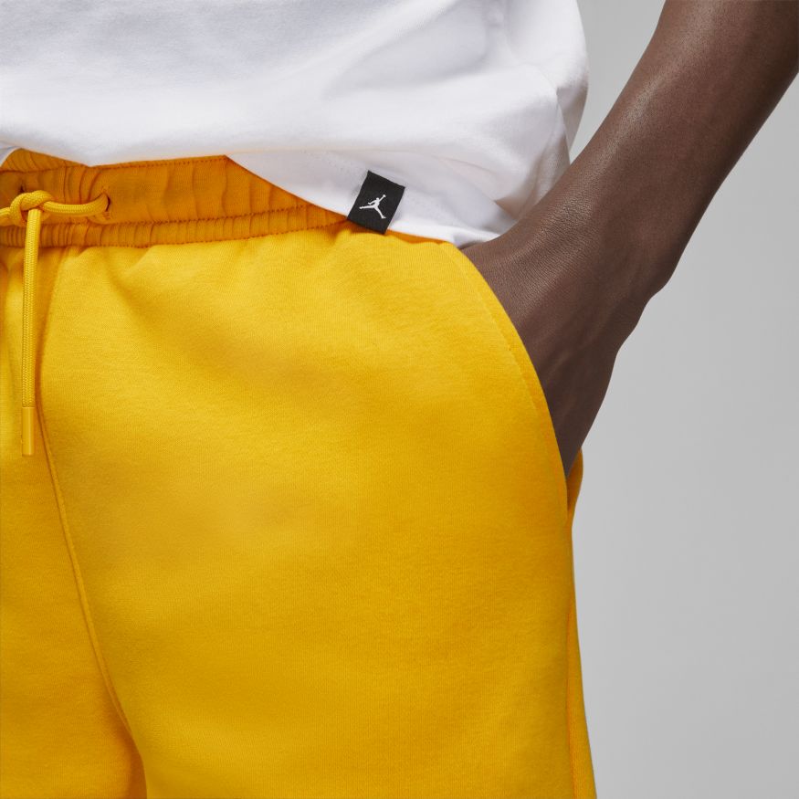 Jordan Essential Men's Fleece Shorts Taxi