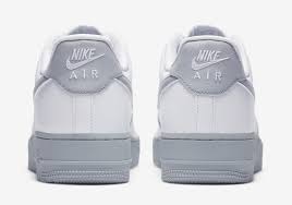 AIR FORCE 1 07 LOW WHITE WOLF GREY