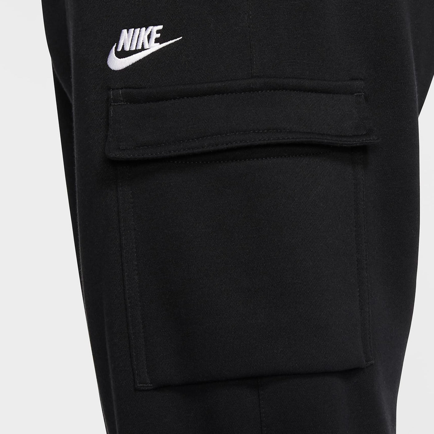 Nike Sportswear Club Fleece Men's Cargo Pants.